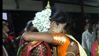 आई बाबाची लाडाची लेक निघाली सासरला#bidai #बिदाई #marathibidaivideo #wedding #shortvideo #marathi