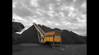 STAUSS BF8048 TRACKED BIN FEEDER at Transport