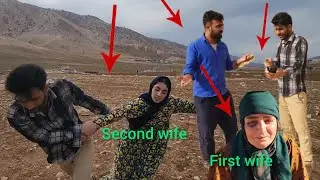 A nomad man searches the mountains for his missing wife. Will Hamza find his sick wife?