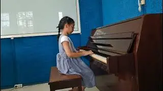 Here Comes Holiday 2025 Lady Vanessa Kurniawan