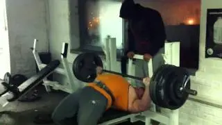 Bench Press - 192.5kg Predator Nutrition