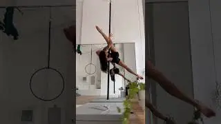 Aerial pole dancing #aerialists #poledance #poledancer #aerialinspiration