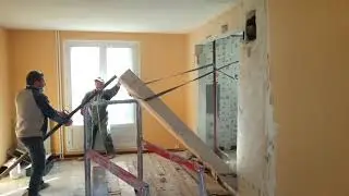 R&eacute;gis&nbsp;le ma&ccedil;on fait une ouverture dans un mur.....&agrave; ne pas reproduire