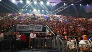 TAKEFUN I CAŁA TRYBUNA KIBIC&Oacute;W NA FAME MMA 15!