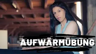 Aufwärmübung am Klavier und Keyboard / Training für die Finger