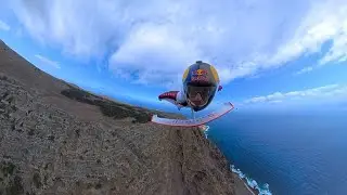Peter Salzmann firma un volo storico in tuta alare sopra le Isole Canarie, sfida la gravit&agrave;