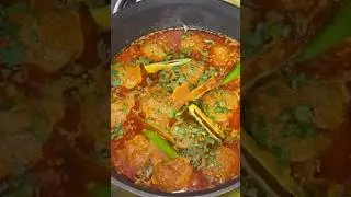 Nargisi kofta curry #shortsfeed #kitchenmix #chickendishrecipe #recipe #cooking