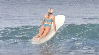 Ladies Come Out To Play - Kuta Beach, Bali