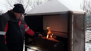 Збираємо врожай в зимку..Смажемо мясо.