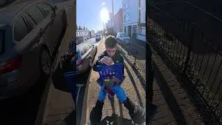 playing random people at connect 4