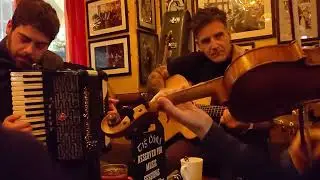 P.O.V Irish Trad Session  - Up Close. Nov 2023.