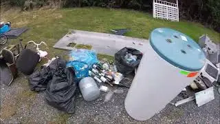Unloading Little Red + Street Scrap Finds & More