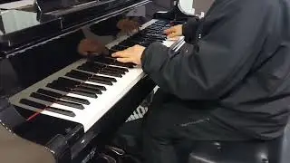 独学だけど、「好きということは…(日向坂46)」を坂戸駅のストリートピアノで弾いてみた。