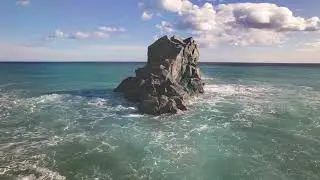 Peaceful Sea Waves | Relax, Breathe & Unwind 🌊