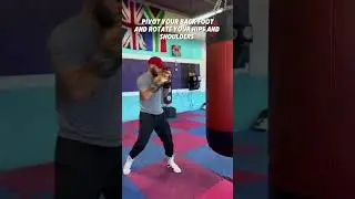 How to Throw a 1-2 Like a Pro! 🔥(Jab-Cross Tutorial)🚨 #boxing #boxingtechniques #mma #learntobox