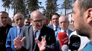 والي ولاية تيارت يُسلّم رخصة الاستغلال للاقامة 