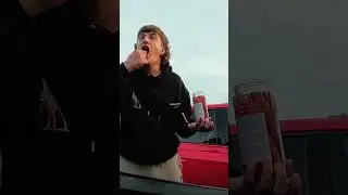 Учим команду Bad Boy Chiller Crew глотать хот-доги