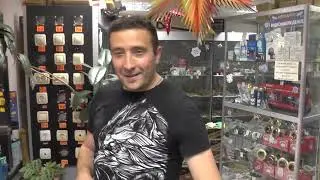 Сергей Володин замеряет силу кистей на WH-C100