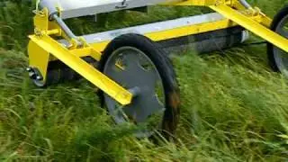 GrassWorks Weed Wiper Photos and Video 4