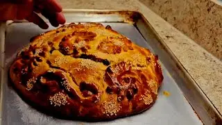 Como hacer este riqu&iacute;simo pan relleno con pasitas pan de semana santa 