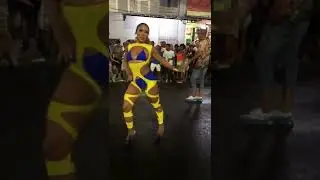 Mayara Lima sambando no ensaio de rua da Tuiuti - 27.03.22