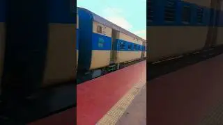 Train Simulator, WAG9 Loco hit the WDM3D Locomotive, Bumpy Railroad, Train Games #train #traingame