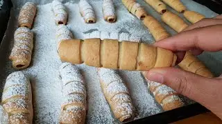 ŞEKER KULLANMADAN AZ MALZEMEYLE KIYIR KIYIR ELMALI KURABİYE TARİFİ