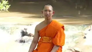 Venerable Yokim , an optometrist (eye doctor) from Melbourne Australia, ordained as a monk.