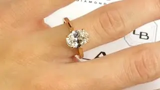 1.80 carat Oval Diamond Engagement Ring in Rose Gold