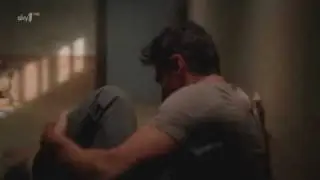 Strike Back -Richard Armitage- Stop and Stare