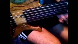 Samy Maluenda AyS Bass 6 strings -plays Valpo