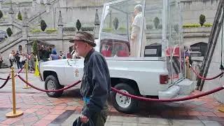 La Basílica por fuera, Quito, Año 5786 - 2026