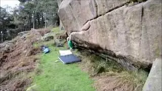 Ed Hamer climbing 'The Inertia Reel Traverse' 8A+