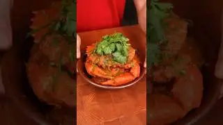𝗦Чили-краб по-ингапийски 🇸🇬 🦀🌶️ ЛУЧШЕЕ блюдо из крабов в мире?!! #шорты