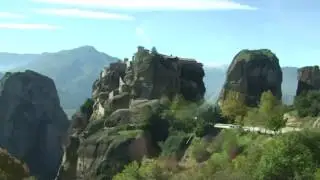 Meteora On the way from Monastery of Great Meteoron to Rousannou