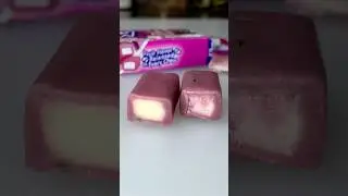 Play with your food 🍭 Acai Hi-Chew edition