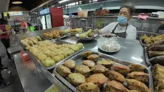 Street food in Jalan Kepong Baru - Nasi Lemak & Tong Sui 甲洞为食街糖水，椰浆饭