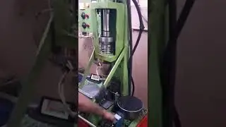Semi Automatic Plastic Injection Moulding Machine