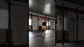 Handstand Walk + Freestanding HSPU