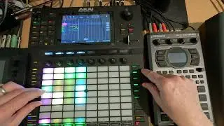 Akai Force 1.6 - Making a Track With Arranger
