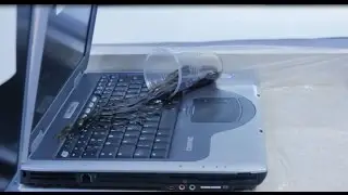 Laptop zalany Colą. Naprawa laptopa po zalaniu cieczą.