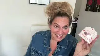 P.Louise Budget Box-August Edition Let&rsquo;s Unbox it!