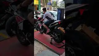 R1 crossplane akrapovic sound