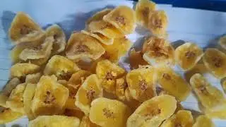NENAAA ONTRAN-ontran nehh gedang e lek gowang di gawek kripik