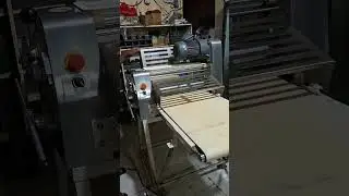 Getra China dough sheeter machine, second-hand dough thinner. Interested? WA: 0895.3222.92356