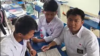 PRAKTIKUM GELOMBANG -HUBUNGAN ANTARA FREKUENSI-PERIODE DAN JUMLAH GETARANKLAS XI F 