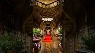 You enter the most beautiful library in the world! Livraria Lello ✨📚 #livrarialello #lello #porto
