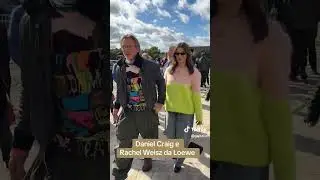 Daniel Craig and Rachel Weisz offrent a  lesson  at  la  Paris Fashion Week