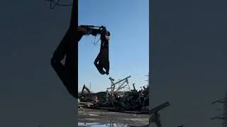 Massive LaBounty shear in action