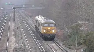 South Western Main Line Trainspotting at Woking Golf Club Bridge (23/12/25) - Class 69 011 Seen!
